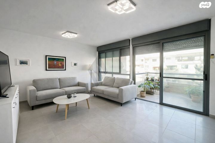 הגוש הגדול, רמת אביב החדשה, נופי ים