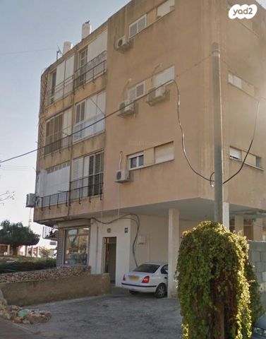 משה שפירא 48