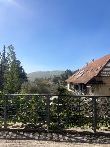 משק חקלאי/ נחלה למכירה בבית זית (תיווך) — 2