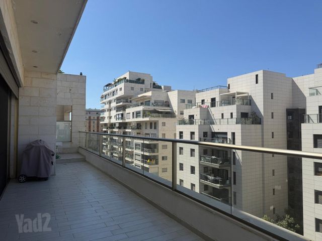 גג/ פנטהאוז למכירה בתל אביב יפו (תיווך) — 2