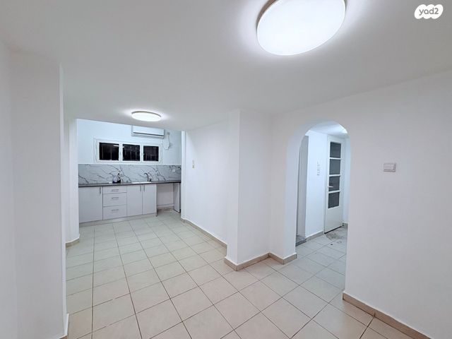 דרך אלנבי 42