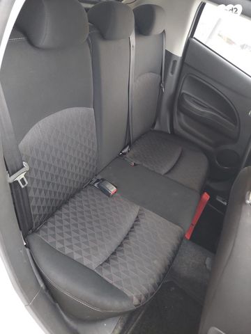 מודעת רכב מיצובישי אטראז'