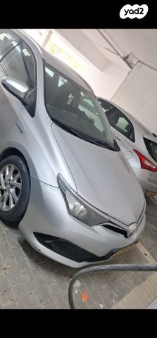 מודעת רכב טויוטה אוריס