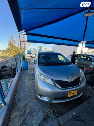 מודעת רכב טויוטה סיינה