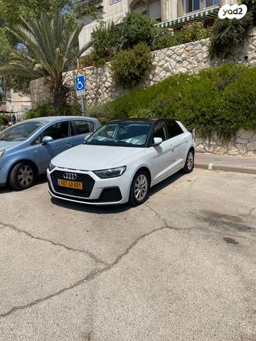 מודעת רכב אאודי A1