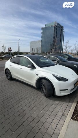 מודעת רכב טסלה מודל Y