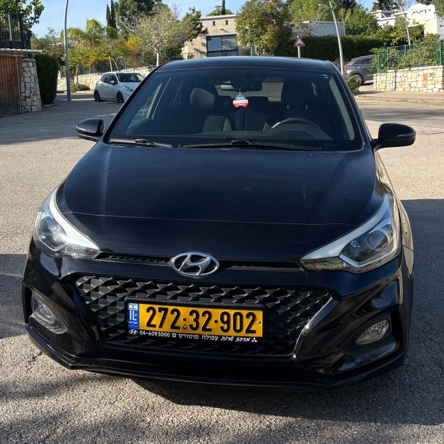 מודעת רכב יונדאי i20