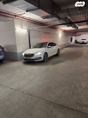 מודעת רכב סקודה סופרב
