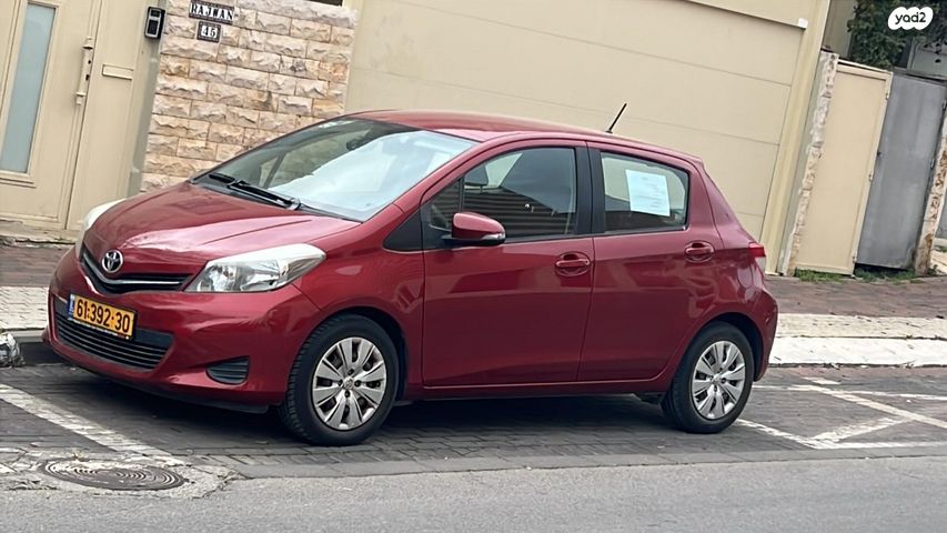 מודעת רכב טויוטה יאריס
