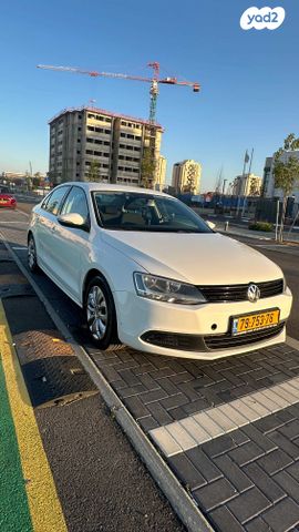 מודעת רכב פולקסווגן ג'טה