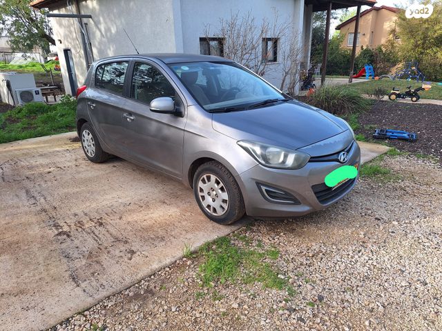 מודעת רכב יונדאי i20