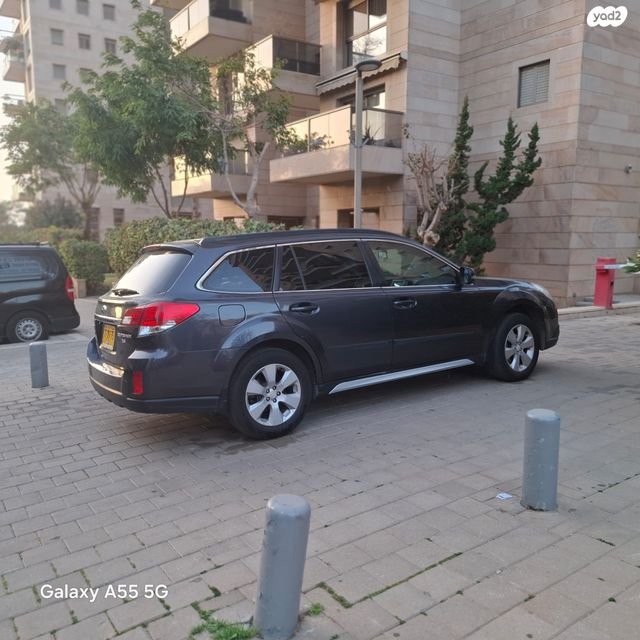 מודעת רכב סובארו אאוטבק