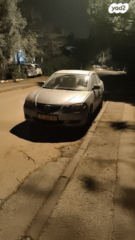 מודעת רכב מאזדה 3