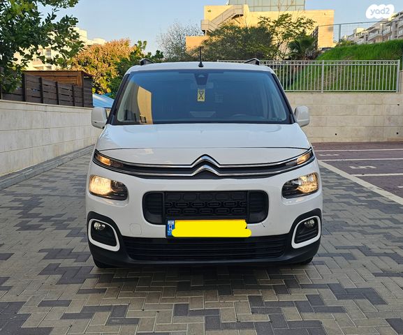 מודעת רכב סיטרואן ברלינגו