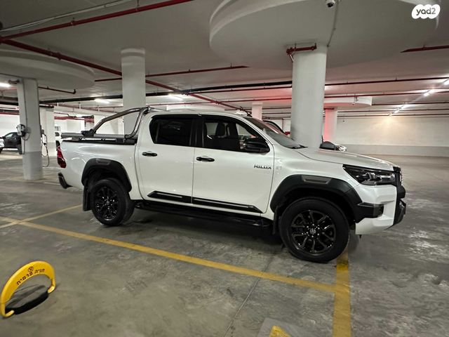 מודעת רכב טויוטה היילקס