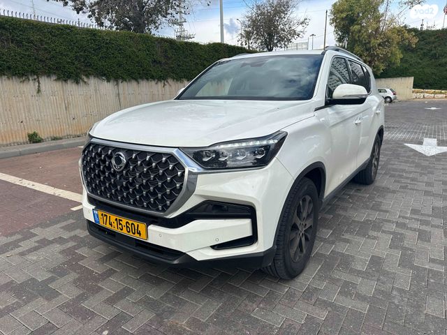 מודעת רכב סאנגיונג רקסטון