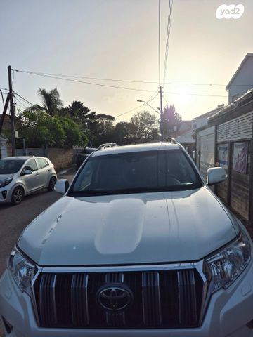 מודעת רכב טויוטה לנד קרוזר