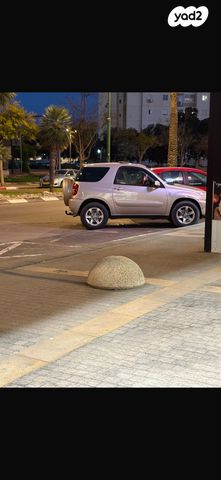 מודעת רכב טויוטה RAV4