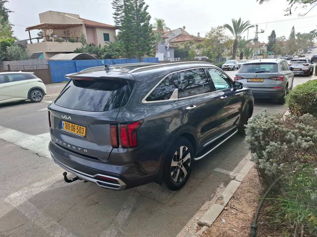 מודעת רכב קיה סורנטו
