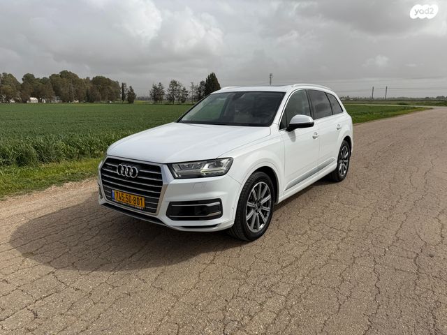 מודעת רכב אאודי Q7