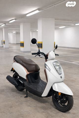 מודעת רכב סאן יאנג מיו 100