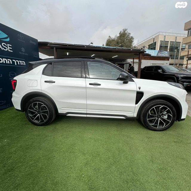 מודעת רכב לינק אנד קו 01 1