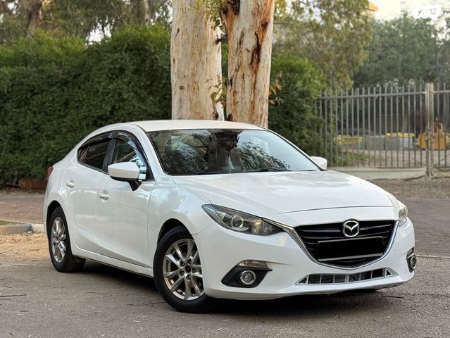 מודעת רכב מאזדה 3