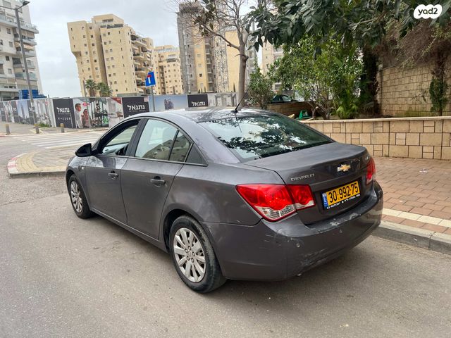 מודעת רכב שברולט קרוז 2