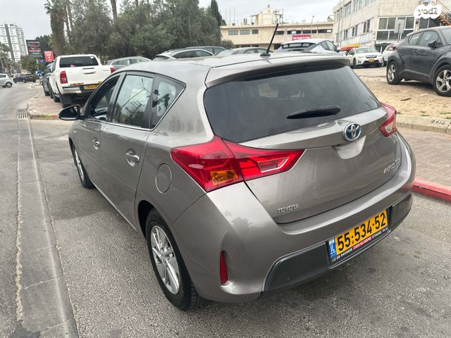 מודעת רכב טויוטה אוריס