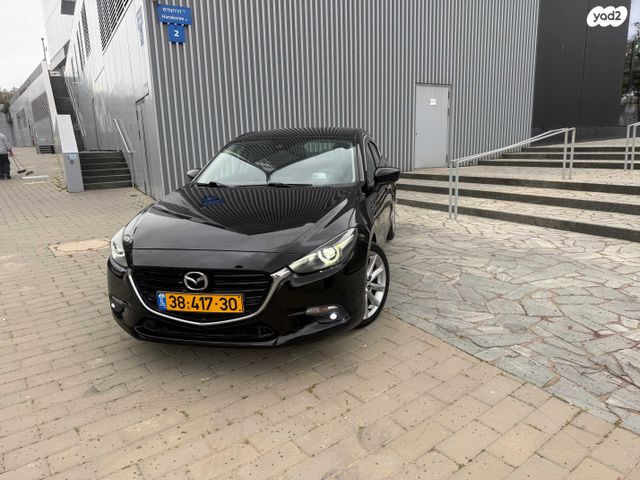 מודעת רכב מאזדה 3