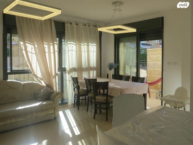 יעקב אלעזר 8