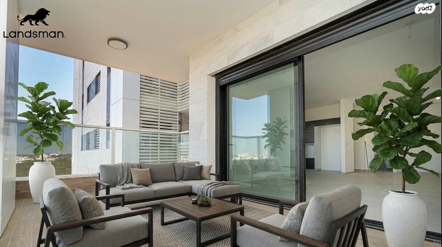 דרך דגניה 60