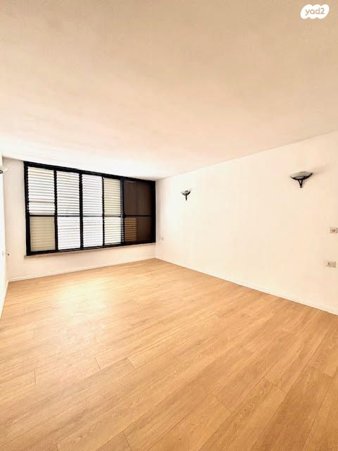 המרכז השקט / מרכז העיר