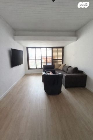 שדרות ירושלים 