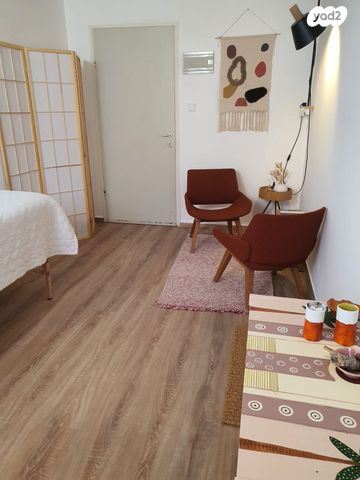 גני צהלה, רמות צהלה