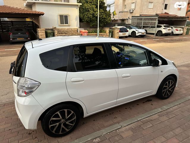 מודעת רכב הונדה ג'אז