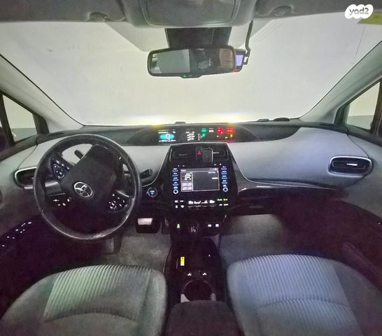 מודעת רכב טויוטה פריוס