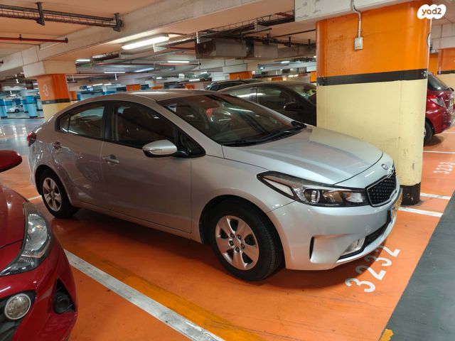 מודעת רכב קיה פורטה