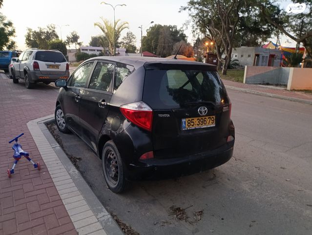 מודעת רכב טויוטה ורסו-S