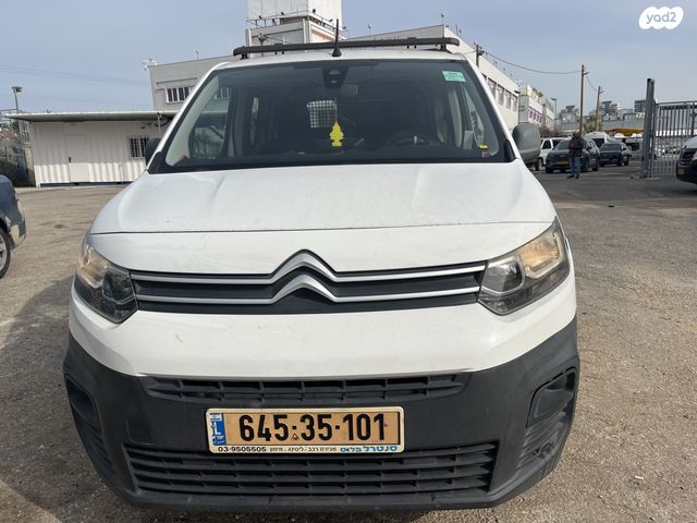 מודעת רכב סיטרואן ברלינגו