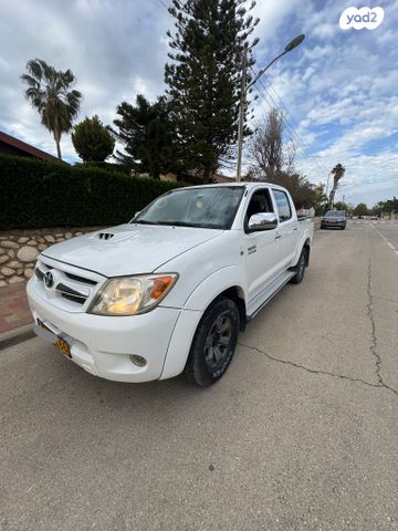 מודעת רכב טויוטה היילקס ויגו