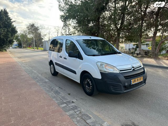 מודעת רכב סיטרואן ברלינגו
