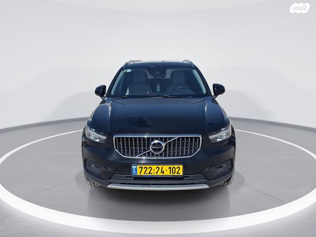 מודעת רכב וולוו XC40