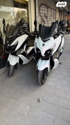 מודעת רכב סאן יאנג קרוזים 300