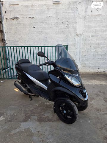 מודעת רכב פיאג'ו MP3 500