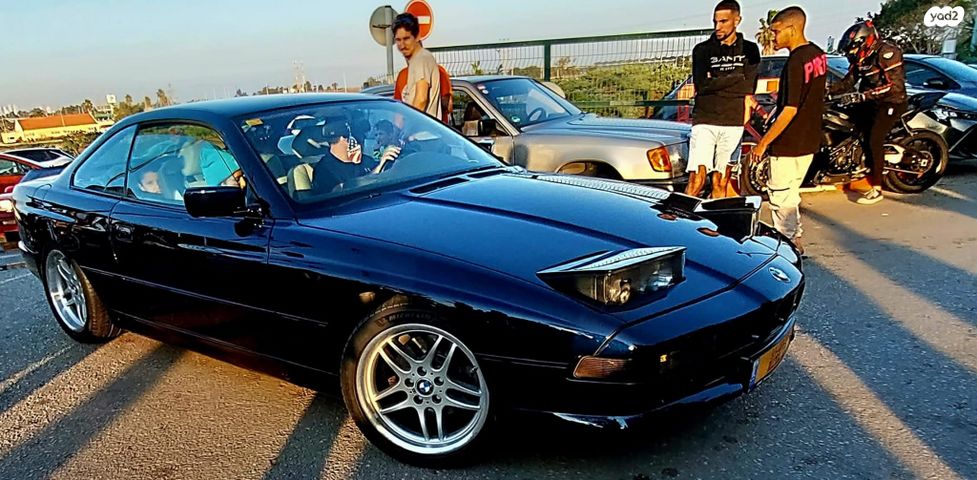 מודעת רכב ב מ וו