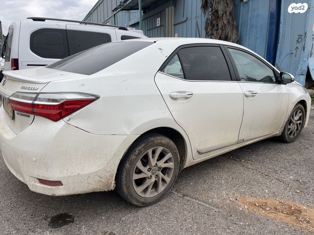 מודעת רכב טויוטה קורולה 2