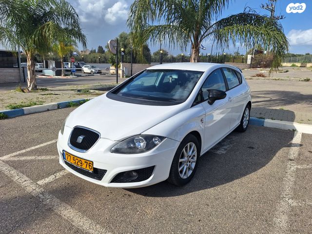 מודעת רכב סיאט לאון