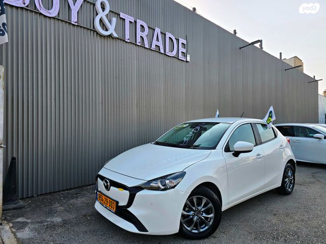 מודעת רכב מאזדה 2