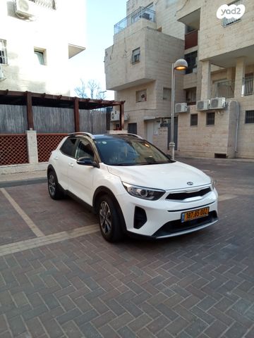 מודעת רכב קיה סטוניק